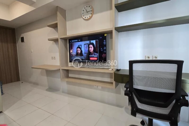 Bedroom Elegant Studio Apartment at Podomoro Golf View Apartment Middle Floor