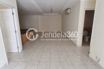 Living Room Comfortable 3BR Apartment at MOI Frenchwalk High Floor