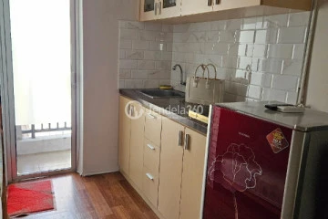 Kitchen Cozy Studio Apartment Middle Floor with  View at Bassura City Apartment