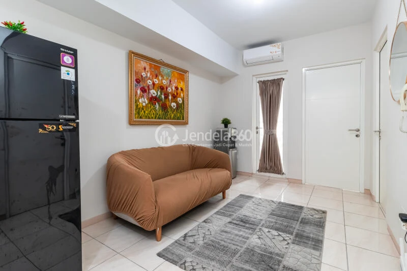 Living Room 3BR The Springlake Summarecon Apartment at Tower Caldesia