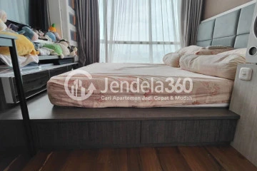 Bedroom 1 Well Furnished 1BR Apartment Middle Floor with City View at AKR Gallery West Residence