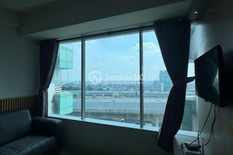 Bedroom 1BR Grand Kamala Lagoon Apartment at Low Floor