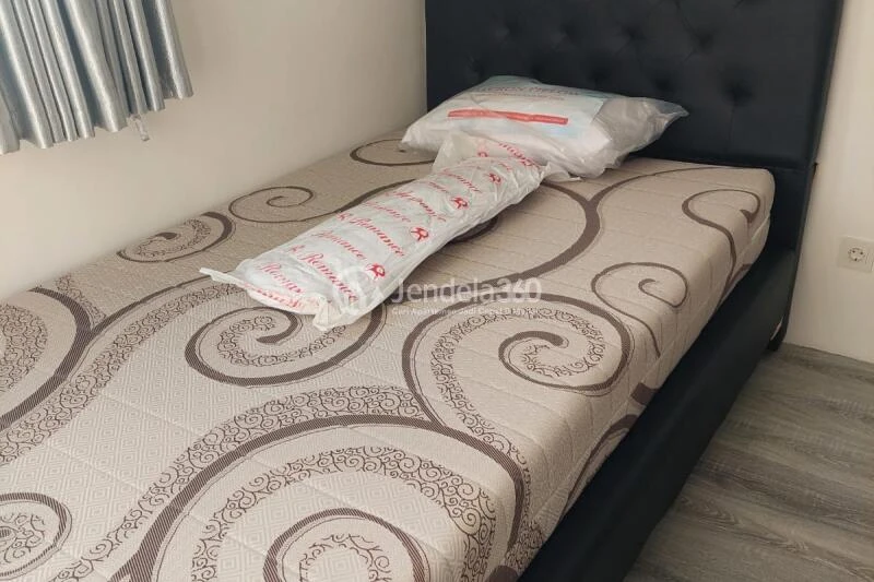 Bedroom 2BR Bintaro Icon Apartment at Low Floor