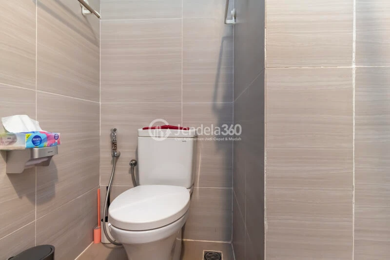 Bathroom The Crest West Vista Puri Studio Semi Furnished