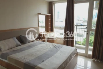 Bedroom Low Floor Studio Apartment with City View at Elpis Residence Apartment