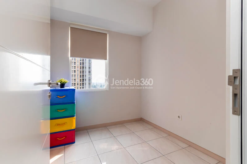 Bedroom 3 3BR The Springlake Summarecon Apartment at Tower Caldesia