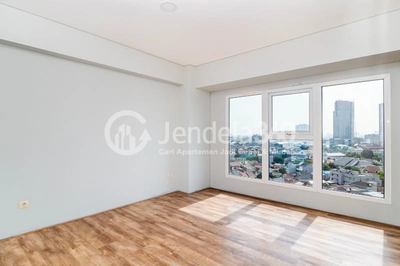 Bedroom 1 2BR Maqna Residence Apartment at Low Floor