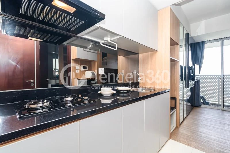 Kitchen Excellent Studio Apartment High Floor with  View at The Crest West Vista Puri