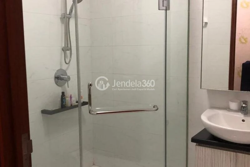 Bathroom 2BR Apartment with  View at Ancol Mansion Apartment
