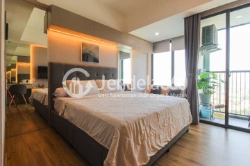 Bedroom Studio Apartment with City View at Southgate Residence