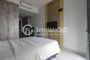 Bedroom Studio Apartment with City View at Springwood Residence