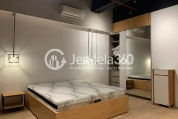 Bedroom High Floor Studio Apartment with City View at City Lofts Apartment