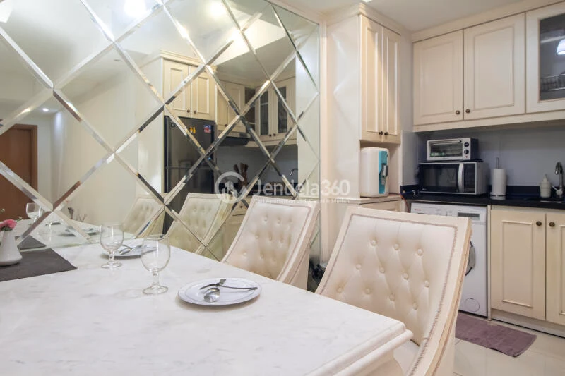 Dining Room High Floor 1BR Apartment with  View at The Mansion Kemayoran Jasmine