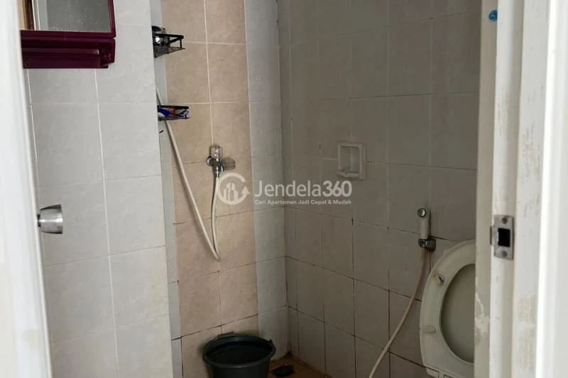 Bathroom 2BR Apartment with  View at Taman Melati Margonda Apartment