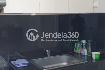 Kitchen Middle Floor 2BR Apartment with City View at Silkwood Residence