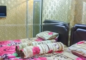 Bedroom Well Furnished 1BR Apartment at Nifarro Park Apartment Tower Mahony