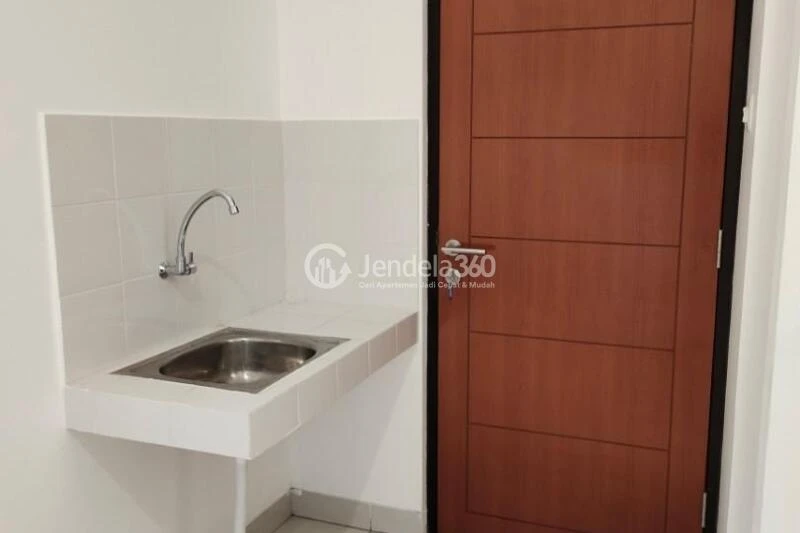 Bathroom Studio EcoHome Citra Raya Apartment at Low Floor