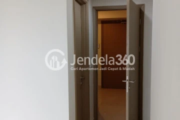 Bedroom 1BR Apartment with City View at Gold Coast Apartment