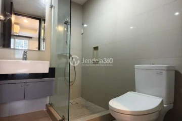 Bathroom Excellent 1BR Apartment Low Floor with City View at The Kensington Royal Suites