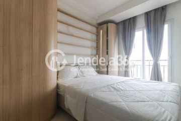 Bedroom Neat High Floor Studio Apartment Near Kelapa Gading at Sunter Park View Apartment
