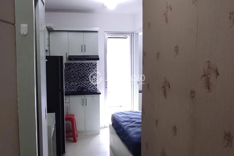 Bedroom High Floor Studio Apartment with - View at Bassura City Apartment