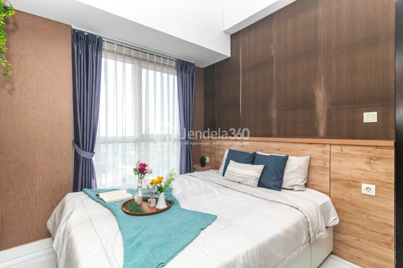 Bedroom 1BR Apartment with city View at Casa De Parco Apartment