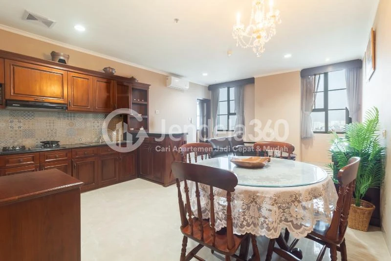 Dining Room 1BR Apartment with City View at Cervino Village
