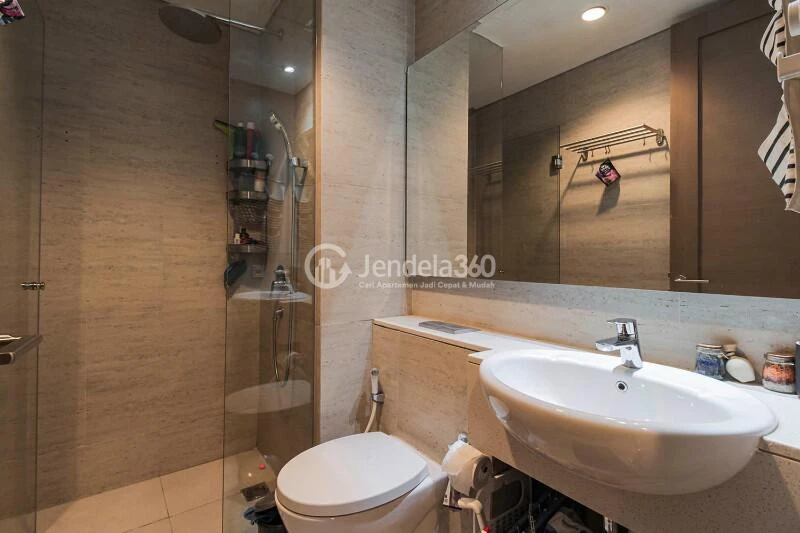 Bathroom 2BR Taman Anggrek Residence Apartment at Tower Calypso