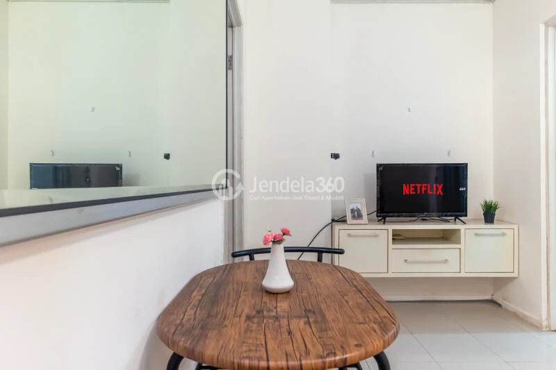 Living Room Studio Lavande Residence Apartment at Tower C