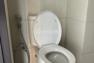 Bathroom Studio Cinere Terrace Suites Apartment at Low Floor