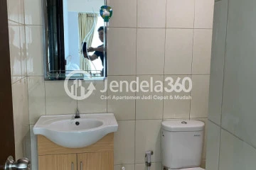 Bathroom Well Located 2BR Apartment Near East Jakarta Industry Area with City View at Callia Apartment