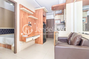 Living Room Low Floor 2BR Apartment with  View at Northland Ancol Residence