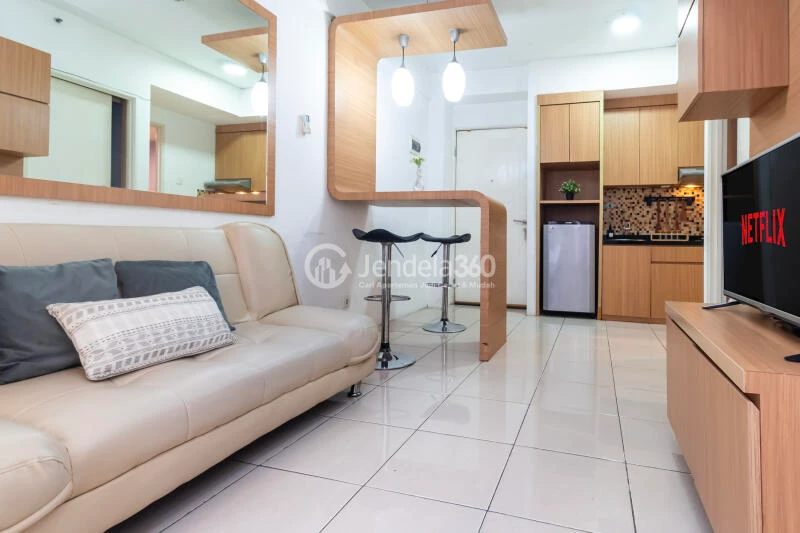 Living Room Minimalist 2BR Low Floor Apartment Close to ITC Cipulir Mas at Pakubuwono Terrace