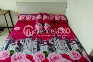 Bedroom Affordable Studio Apartment Middle Floor with City View at Margonda Residence 3