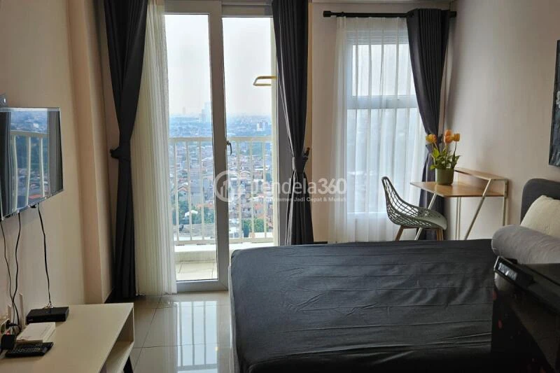 Bedroom Restful Studio Apartment Middle Floor with  View at Kebayoran Apartment