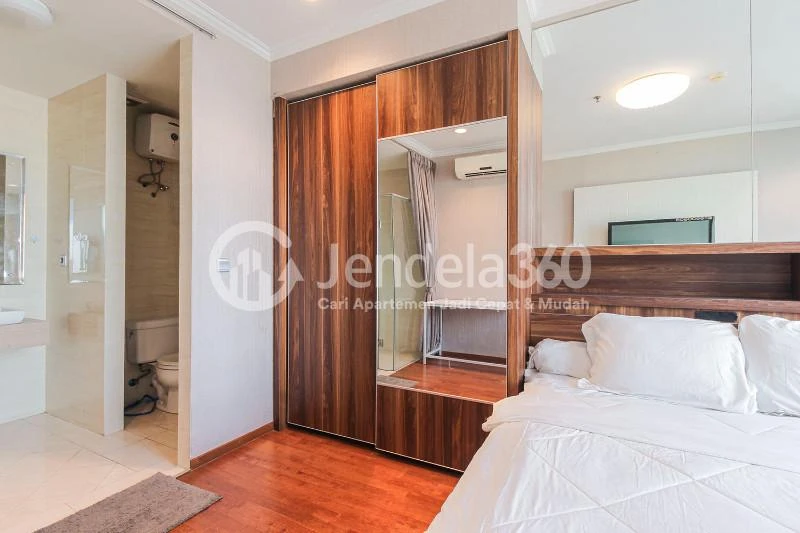 Bedroom Spacious 1BR High Floor Apartment with City View at Ancol Mansion Apartment