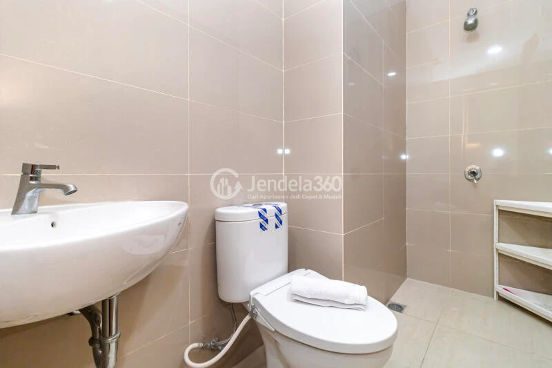Balcony Fancy 1BR Apartment at B Residence BSD High Floor