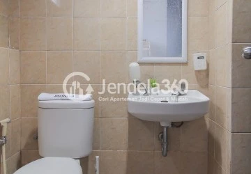 Bathroom Kebagusan City Apartment 1BR View City