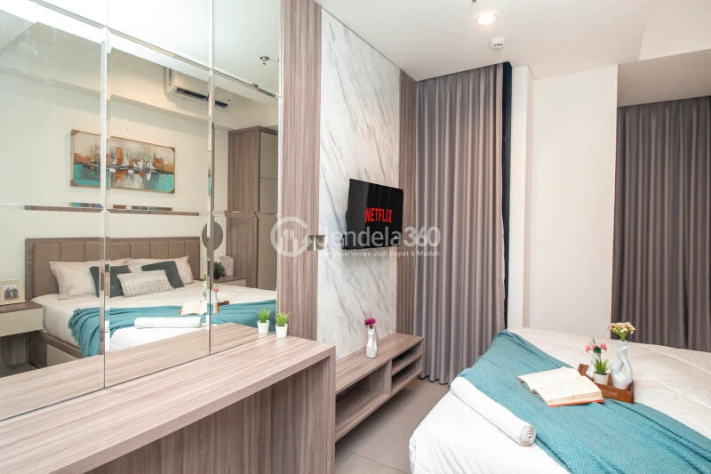Bedroom Studio Fatmawati City Center Apartment at High Floor