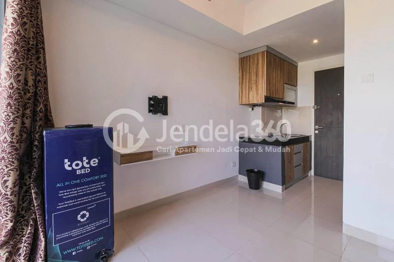 Bedroom Comfy Studio Apartment at Serpong Garden Apartment, Close to BSD