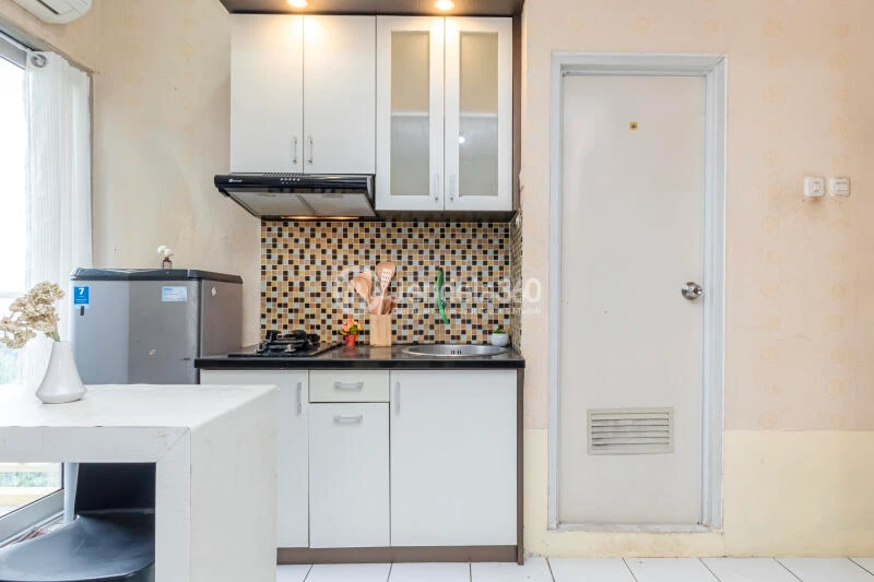 Kitchen Pancoran Riverside Apartment 2BR Fully Furnished