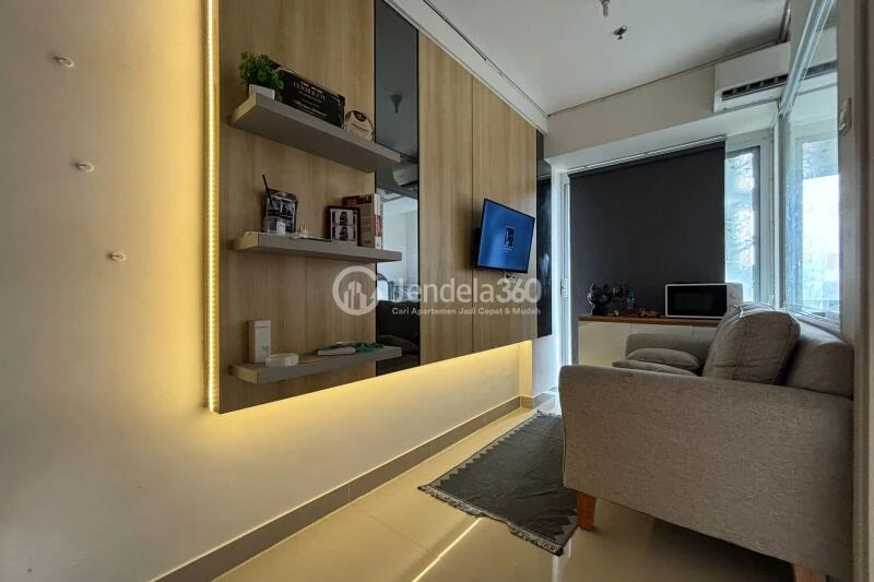Living Room Peaceful 2BR Apartment Middle Floor with  View at Paradise Mansion Apartment