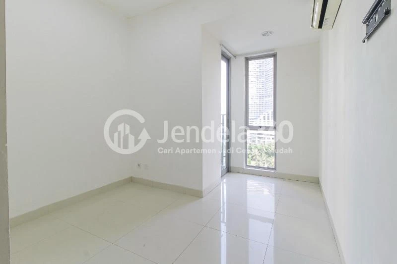 Bedroom Middle Floor 1BR Apartment with Golf view View at The Mansion Kemayoran Bougenville
