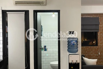Bathroom Studio Apartment with City View at Kalibata City Apartment