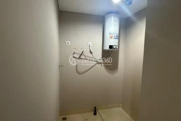 Maid Room Cozy 3BR Apartment High Floor with City View at Holland Village Apartment