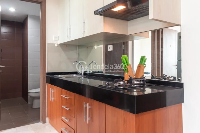 Kitchen Puri Orchard Apartment 2BR Fully Furnished