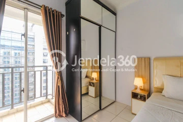 Bedroom Studio Signature Park Apartment at Low Floor