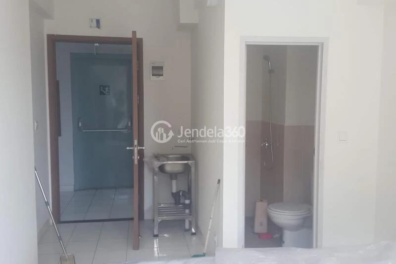 Bedroom Compact Studio Apartment at ApT BalSA lt.III PGV cimangGIS bojong KONENG . Low Floor