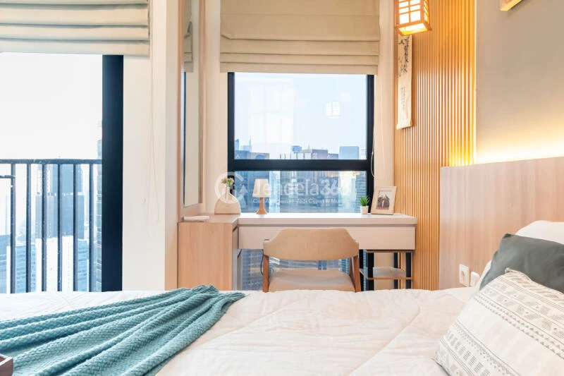 Bedroom Peaceful Studio Apartment Middle Floor with City View at The Newton 2 Ciputra Apartment