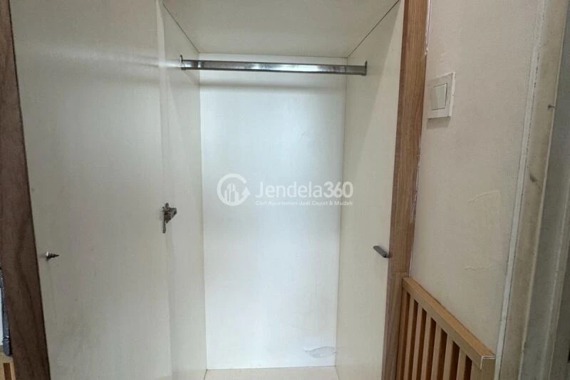 Bedroom 1BR Grand Kamala Lagoon Apartment at Low Floor